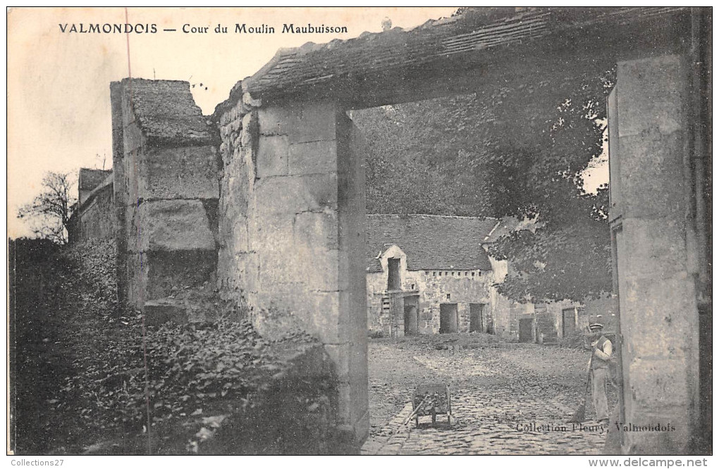 95-VALMONDOIS- COUR DU  MOULIN MAUBUISSON - Valmondois