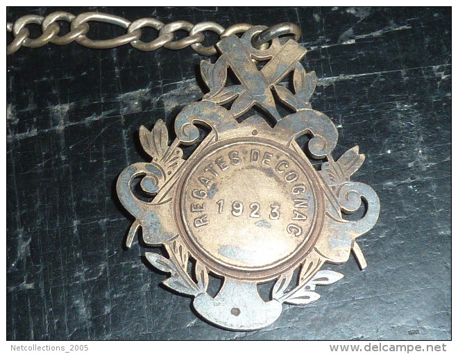 PENDENTIF AVEC CHAINE - REGATES DE COGNAC 1923 - RARE AVIRON SPORT - Aviron