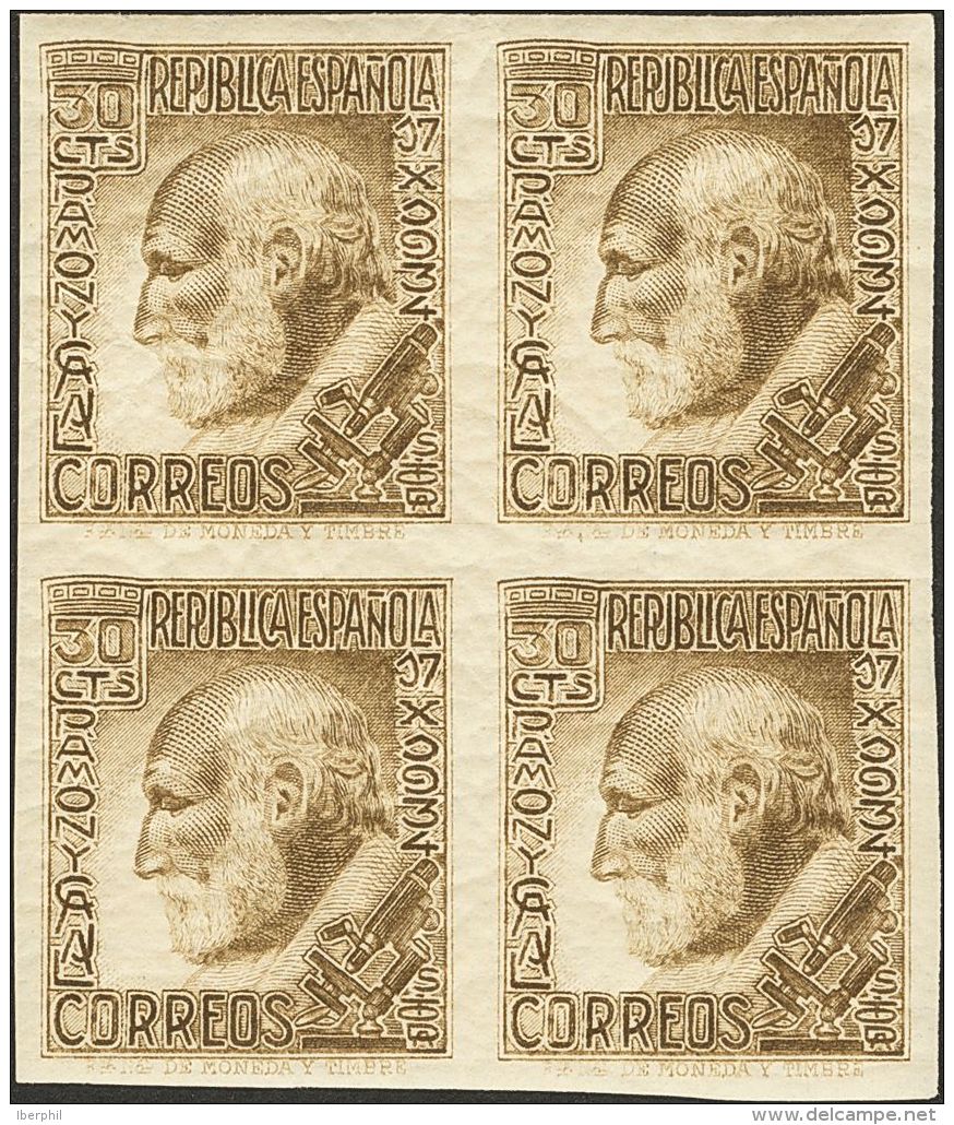 II REPUBLICA. Ramón Y Cajal. 30 Cts Casta&ntilde;o, Bloque De Cuatro. SIN DENTAR. MAGNIFICO Y RARO. Edifl 2017: + - Unused Stamps