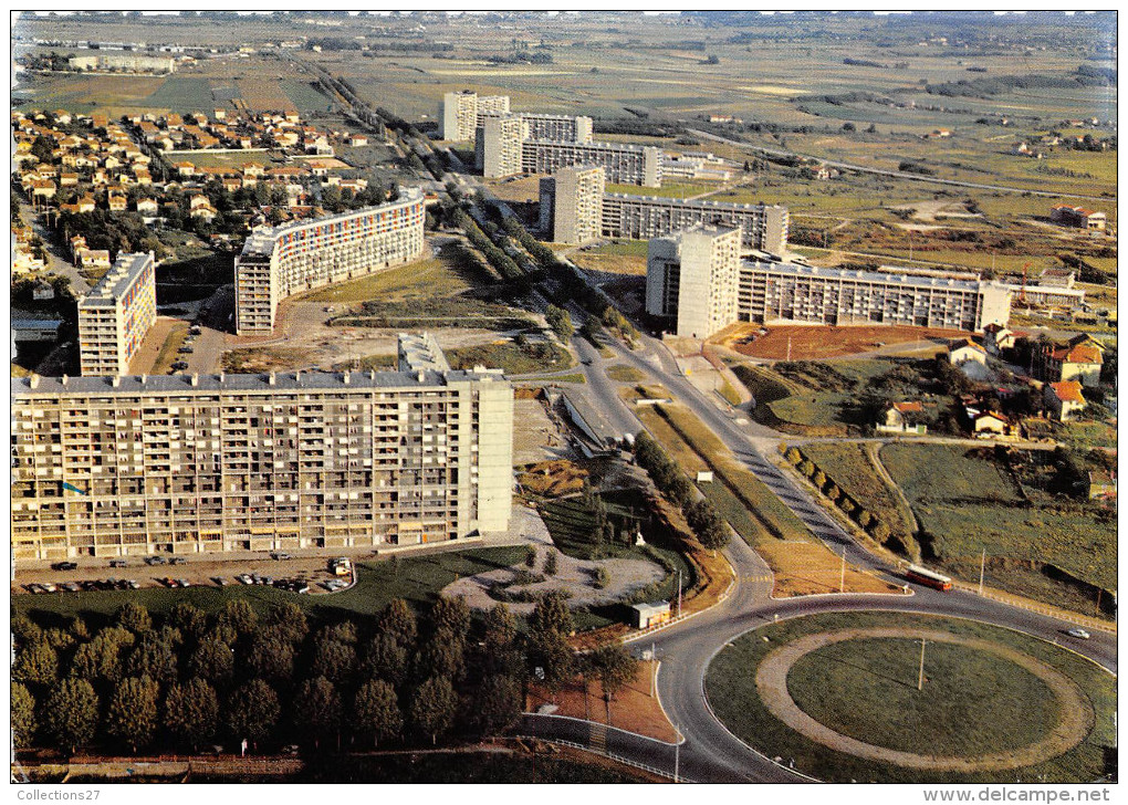 69-BRON-PARILLY- VUE AERIENNE - Bron