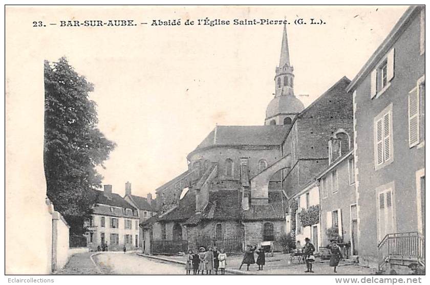 Bar Sur Aube      10           Eglise St Pierre - Bar-sur-Aube