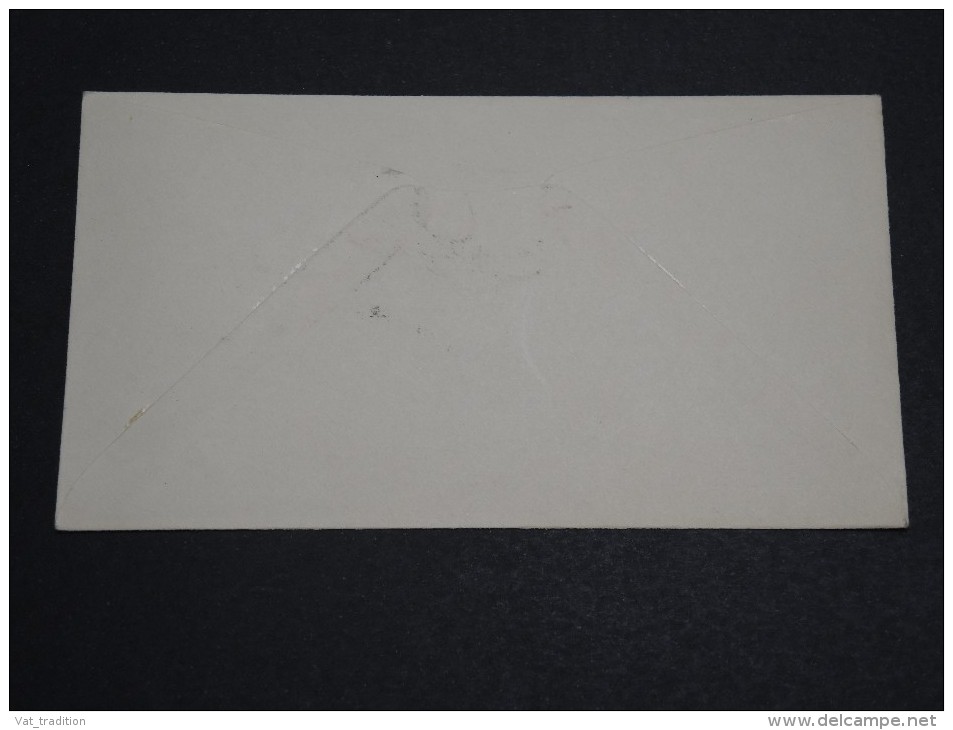 SAINT PIERRE ET MIQUELON - Enveloppe En PP De 1926 Pour St Pierre - A Voir - L 2771 - Covers & Documents