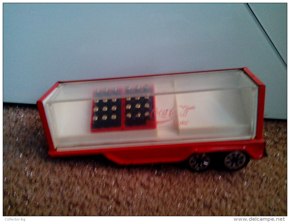 ULTRA RARE  TRAILER FOR TRUCK ADVERTISE COCA COLA 1970:S BULGARIA WITH 2 FRAMES SET USED - Toys