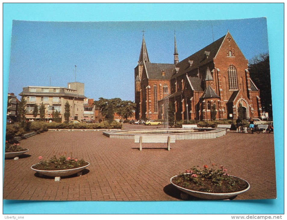 KERKPLEIN ( Ed. Daneels ) Anno 19?? ( Zie Foto Voor Details ) !! - Beerse