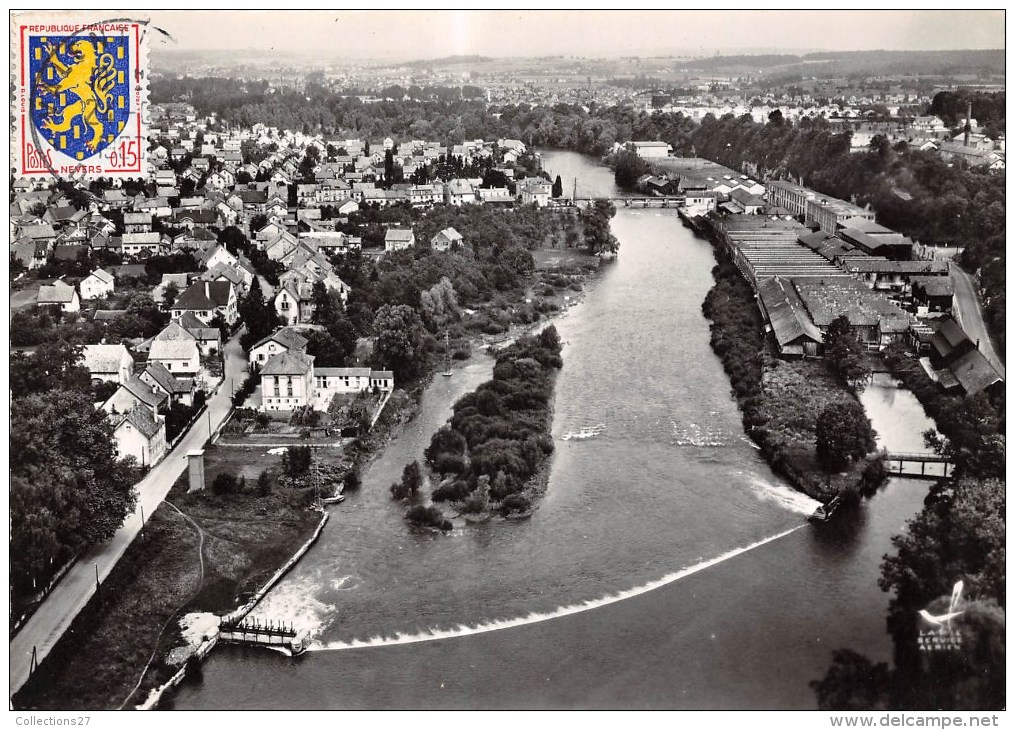 25-VALENTIGNEY- VUE DU CIEL, LE DOUBS ET LES USINES PEUGEOT - Valentigney