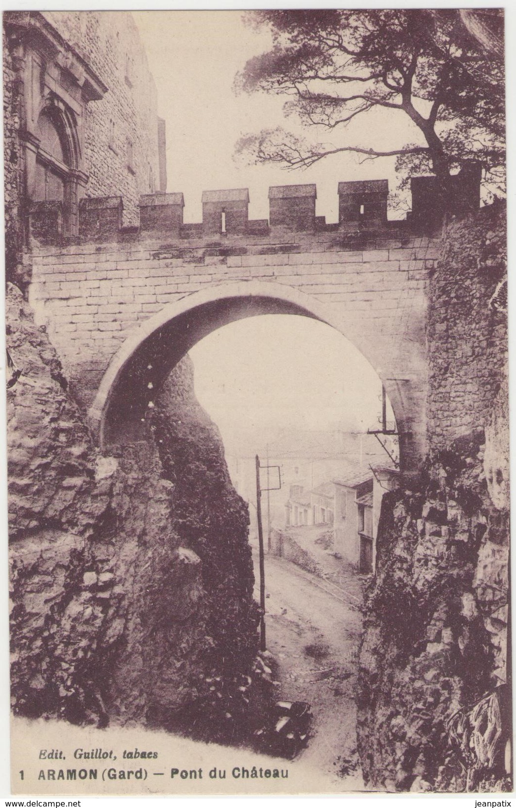 30 - ARAMON - Pont Du Chateau - Aramon