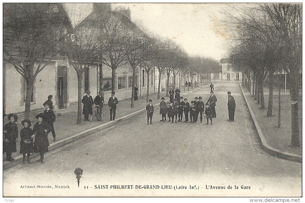 CPA Saint Philbert De Grand Lieu - L'avenue De La Gare - Saint-Philbert-de-Grand-Lieu