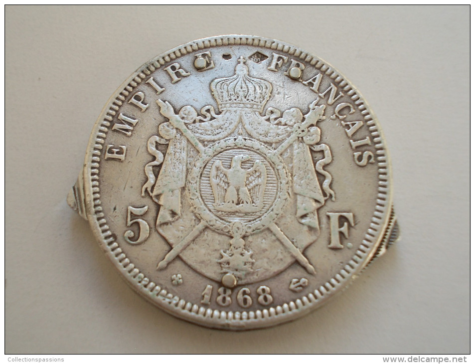 - RARE - Eloi Pernet - Nécessaire à Manucure. Onglier. Pièce De 5 Francs En Argent Napoléon III 1868 BB - - Accessories