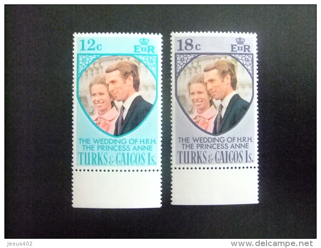 TURKS And CAICOS Islands 1973 MARIAGE ANNE Et MARK PHILLIPS Yvert N &ordm; 326 / 327 ** MNH - Turks & Caicos (I. Turques Et Caïques)