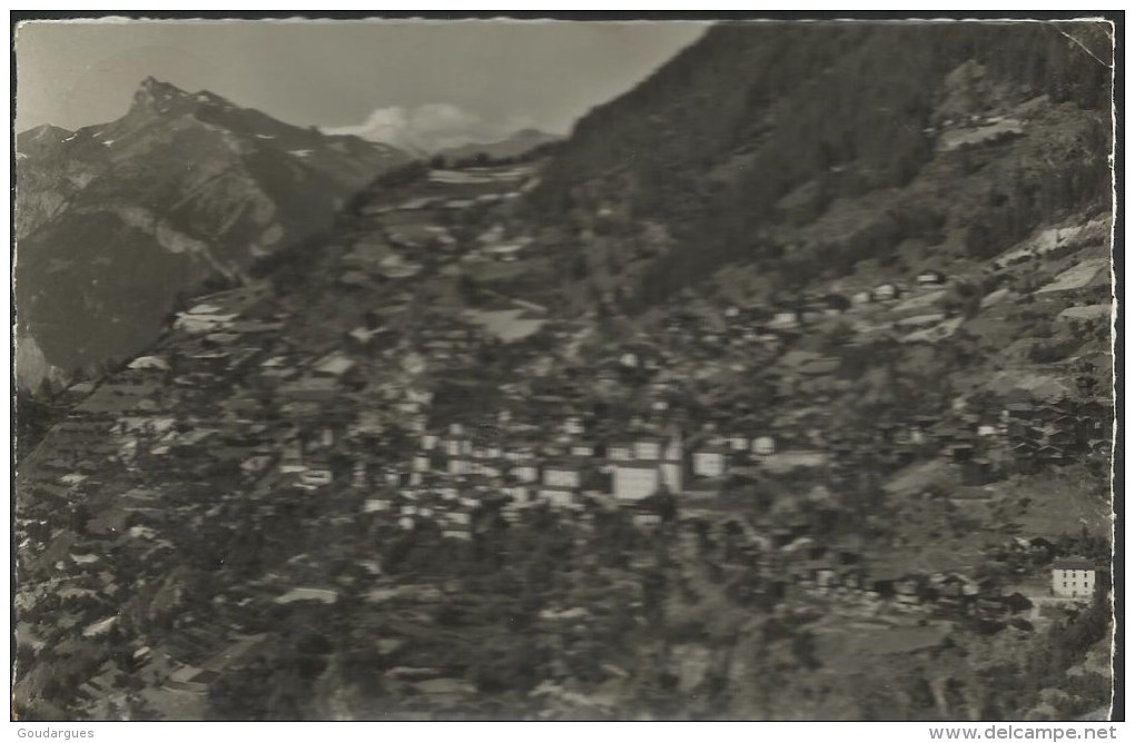 Isérables Et Le Mt. Gond - Carte 14 X 9 Dentelée - Cachet De Isérables Sur Timbre Château De Chillon De 1949 - Isérables