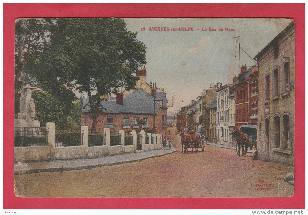 Avesne-sur-Helpe - La Rue De Mons ... Attelages ( Voir Verso ) - Avesnes Sur Helpe