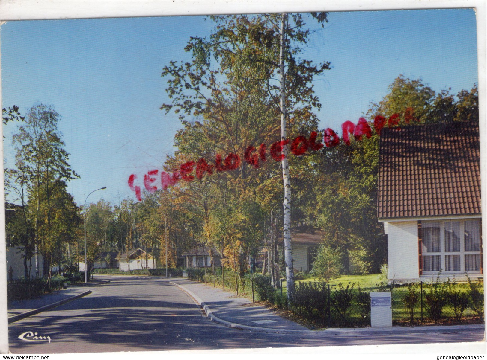 77 - PONTAULT COMBAULT - LE VILLAGE ANGLAIS  - CARTE PHOTO 1975 - Pontault Combault