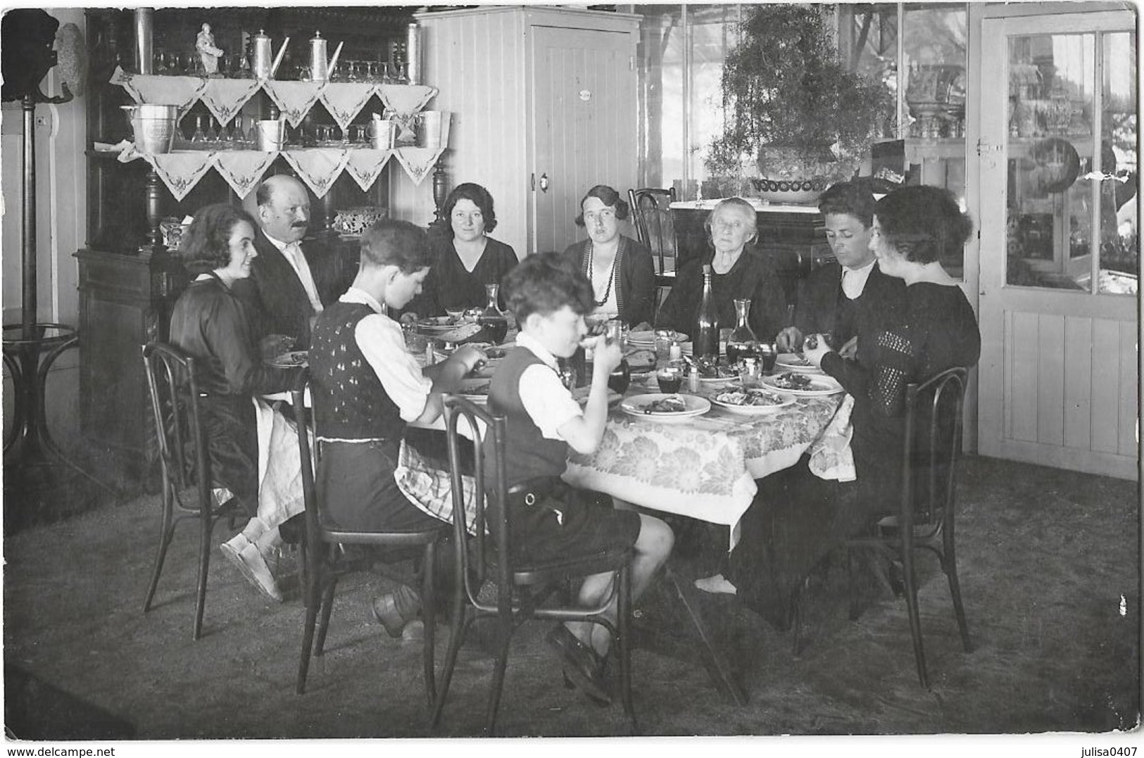 ROTHENEUF (35) Carte Photo Intérieur De Restaurant Superbe Animation 1932 - Rotheneuf