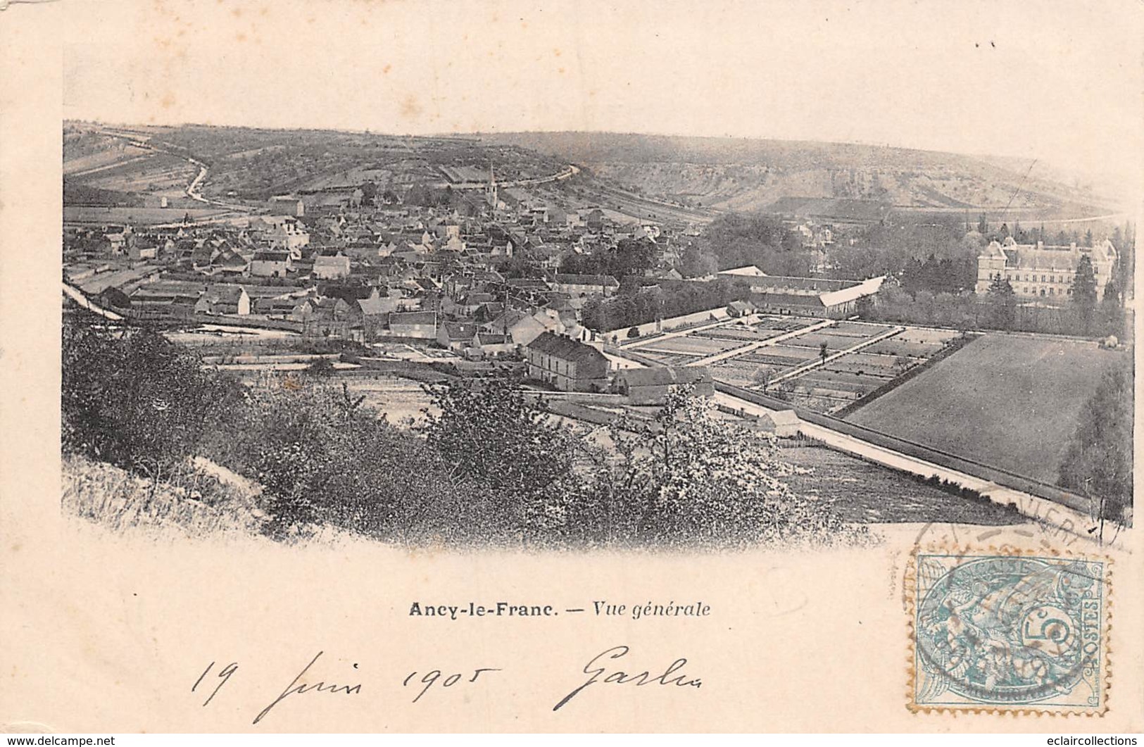 Ancy Le Franc      89  Vue Générale    ( Voir Scan) - Ancy Le Franc