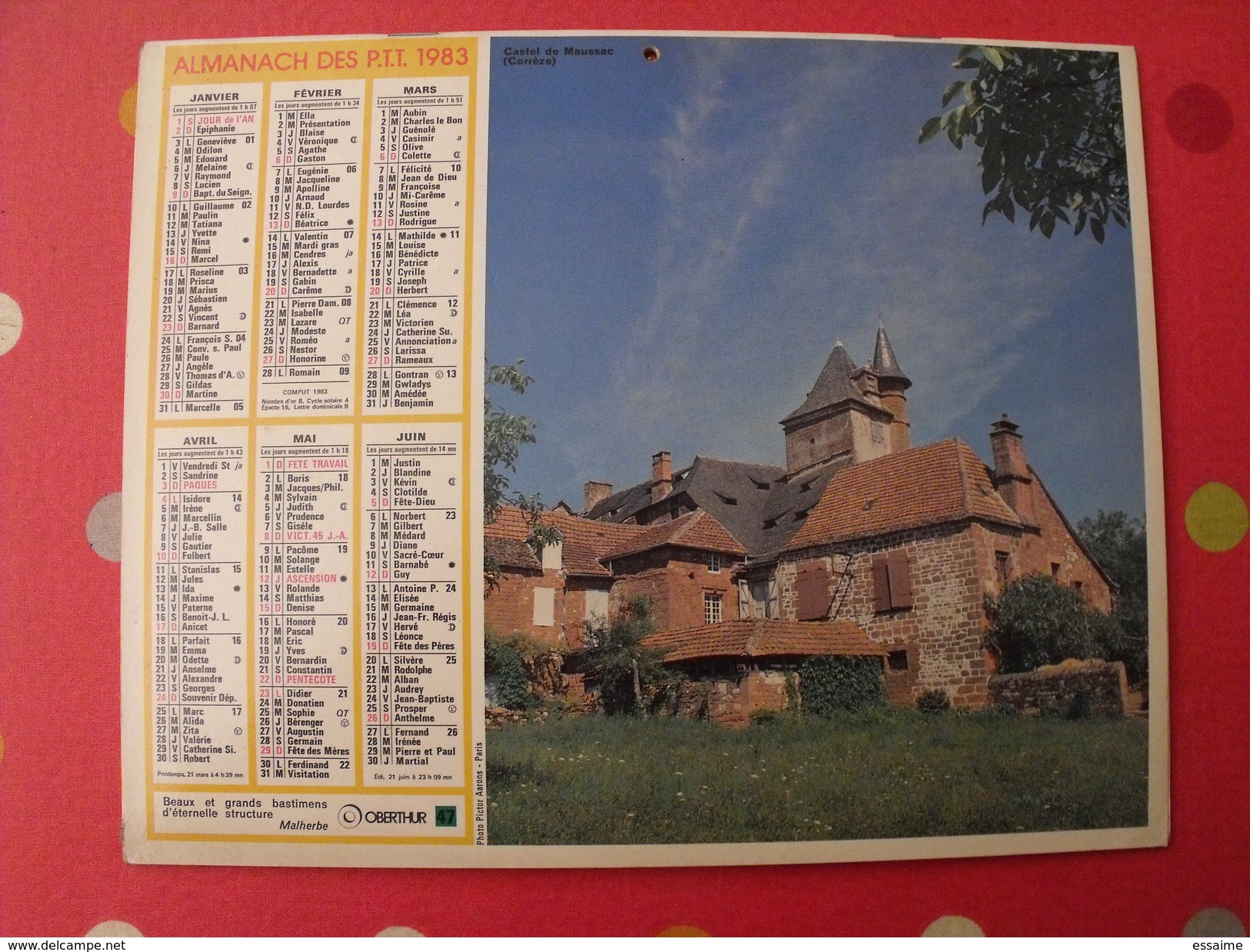 Calendrier Illustré En Carton De 1983. Almanach Des PTT Postes Facteur. Castel De Maussac. Ray Sur Saône - Grand Format : 1981-90