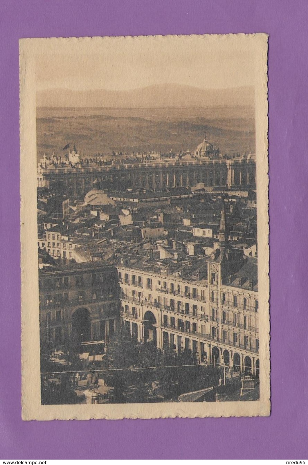 CPA  TONS MARRONS ESPAGNE MADRID VISTA DE LA PLAZA MAYOR Y PALACIO REAL A VISTA DE PAJARO - Autres & Non Classés