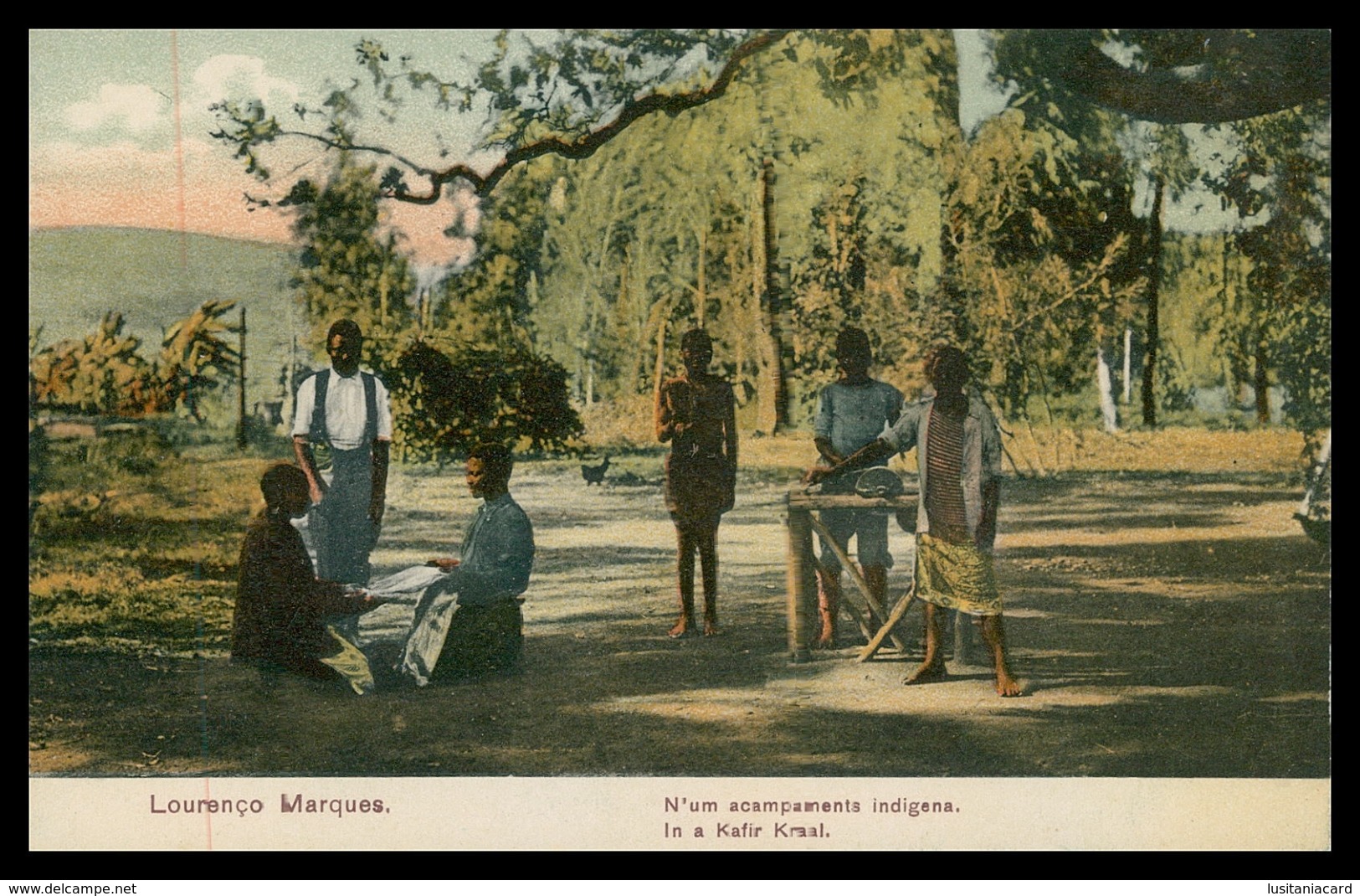 LOURENÇO MARQUES - N'um Acampamento Indigena ( Ed. Spanos & Tsitsias Nº 1097) Carte Postale - Mozambique