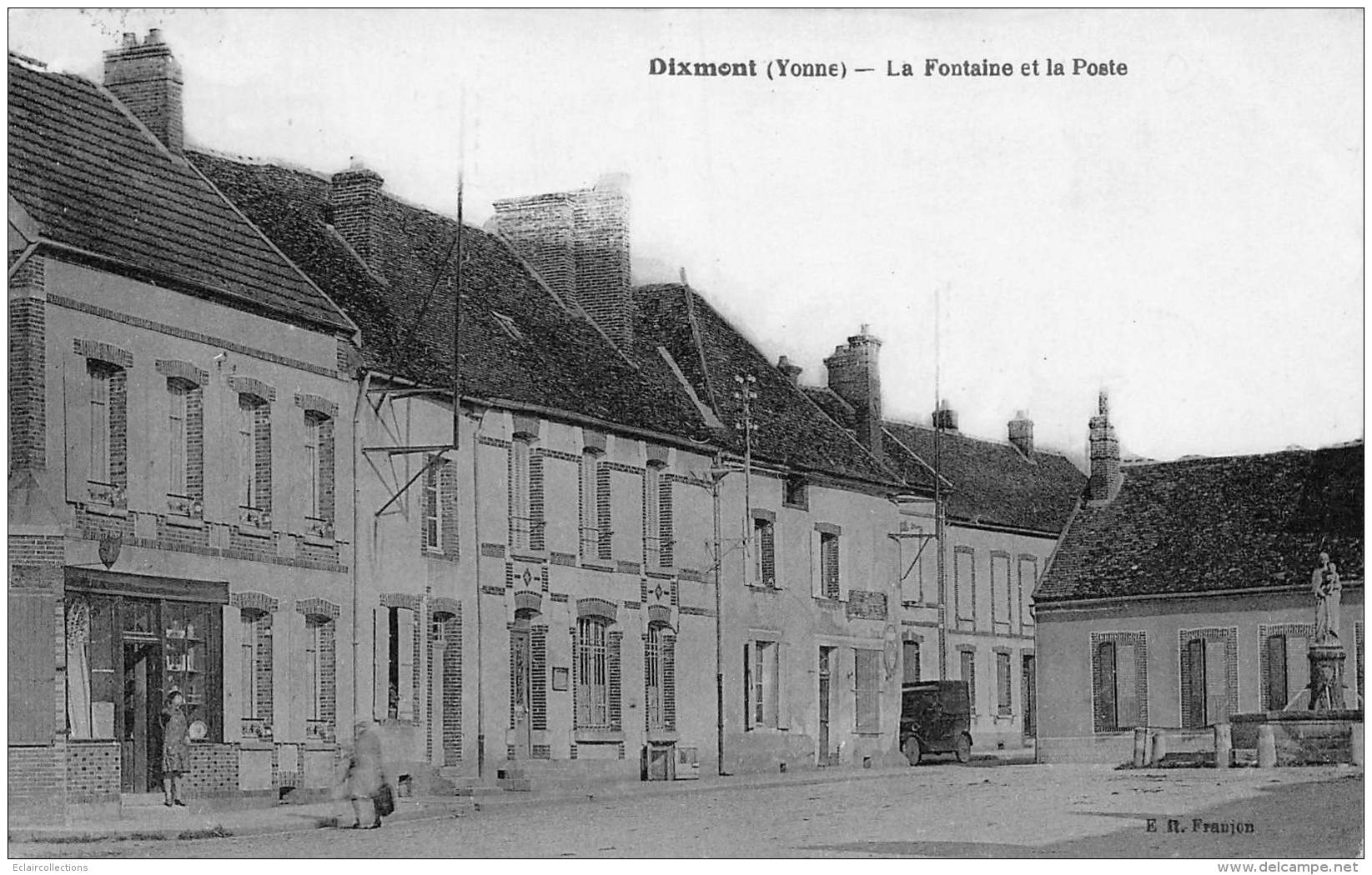 Dixmont     89        La Fontaine Et La Poste      (voir Scan) - Dixmont