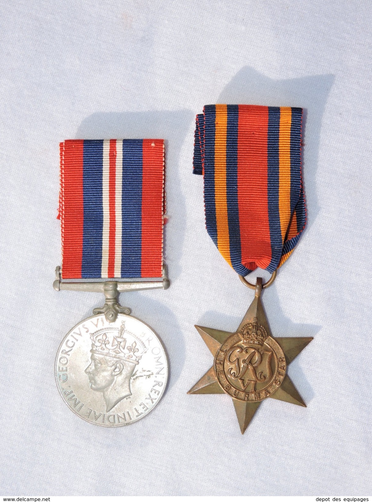 ANGLETERRE : LOT 2 MEDAILLES : 39-45 STAR + THE BURMA STAR - Groot-Brittannië