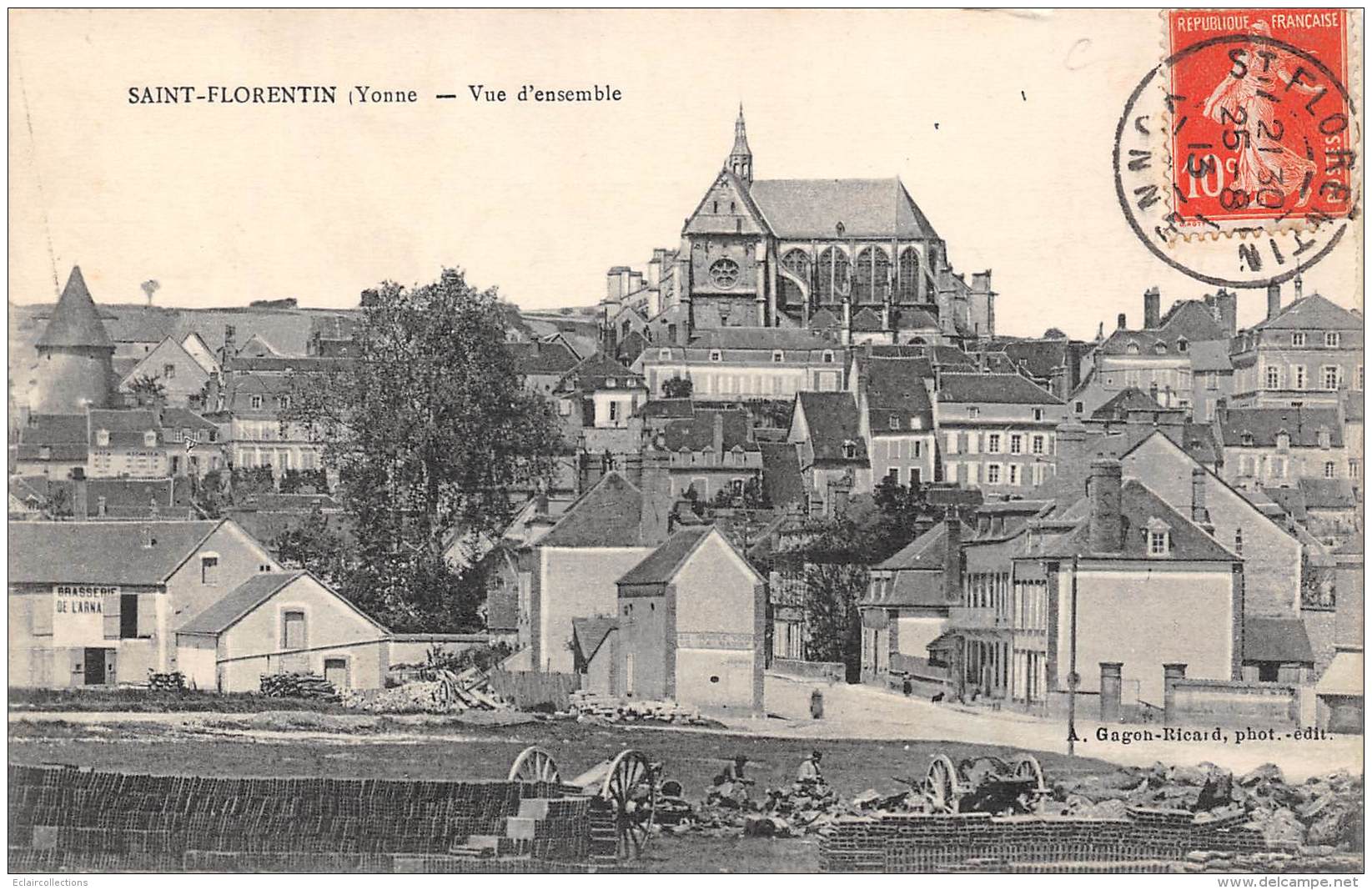 Saint Florentin       89  -    1 Lot De 5 Cartes . Vues Diverses      (voir Scan) - Saint Florentin