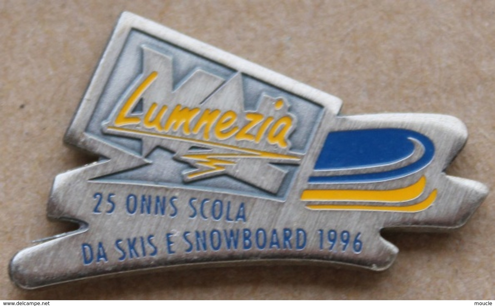 LUMNEZIA - 25 ONNS SCOLA DA SKIS E SNOWBOARD 1996 - LANGUE SUISSE ROMANCHE - GRISON - 25 ANS ECOLE DE SKI ET  -    (14) - Sports D'hiver