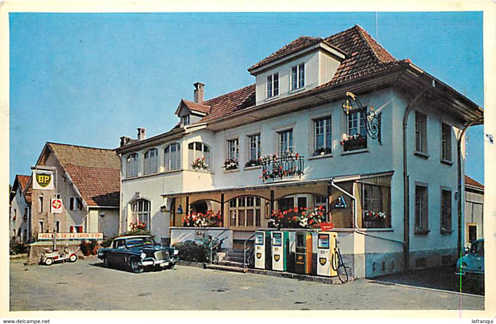 P435- Suisse - Hotel De La Croix D Or ,fahy - Jura Suisse -louis Daucourt Mahon Negt -station D Essence Bp - - Court