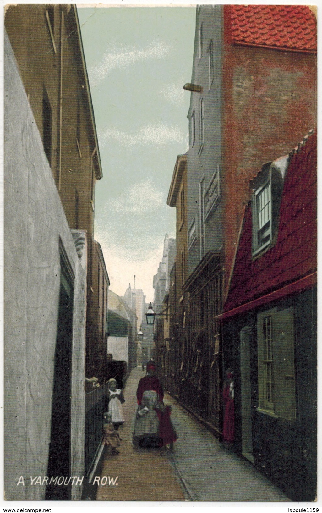 ROYAUME UNI  : " Norfolk Postcard - A Yarmouth Row " - Great Yarmouth