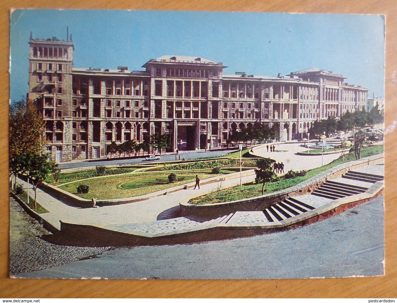 AZERBAIJAN  - Old Postcard - BAKU. Lermontov Square  - 1977 Stationery - Azerbaïjan