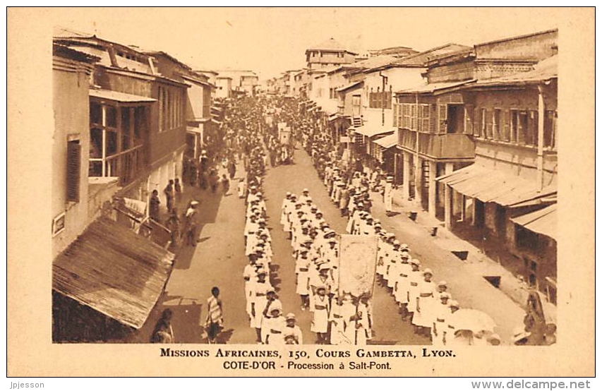 AFRIQUE   GHANA  COTE D'OR  PROCESSION A SALT - POINT  MISSIONS AFRICAINES  LYON - Ghana - Gold Coast