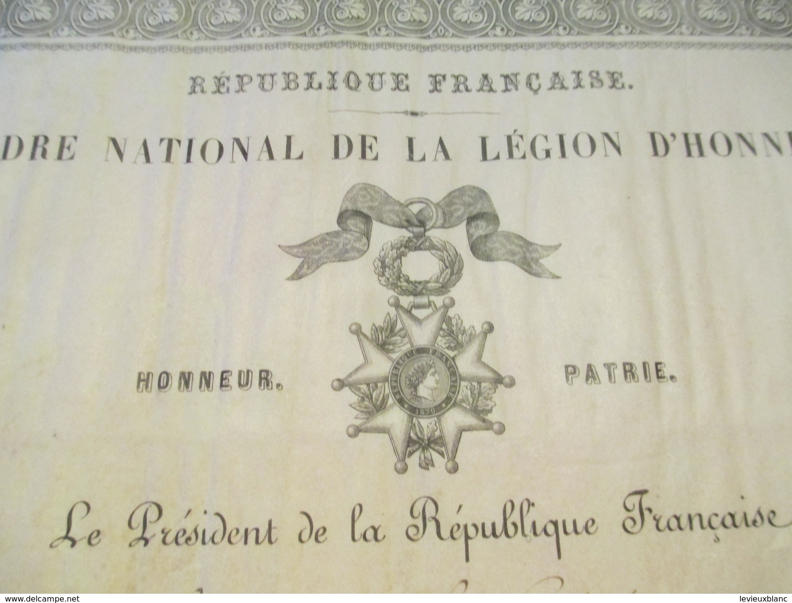Diplôme/Chevalier /RF/ Ordre National  Légion D'Honneur/PELLETIER/Capitaine/Clermont-Ferrand/Frasne Jura/1888     DIP190 - Diploma's En Schoolrapporten