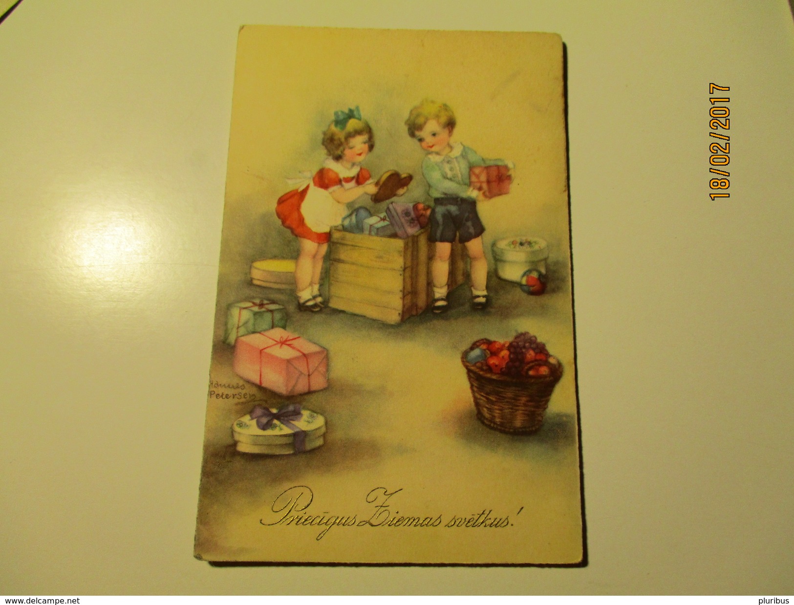 CHILDREN WITH BIRTHDAY GIFTS , PETERSEN ,   OLD POSTCARD , 0 - Petersen, Hannes