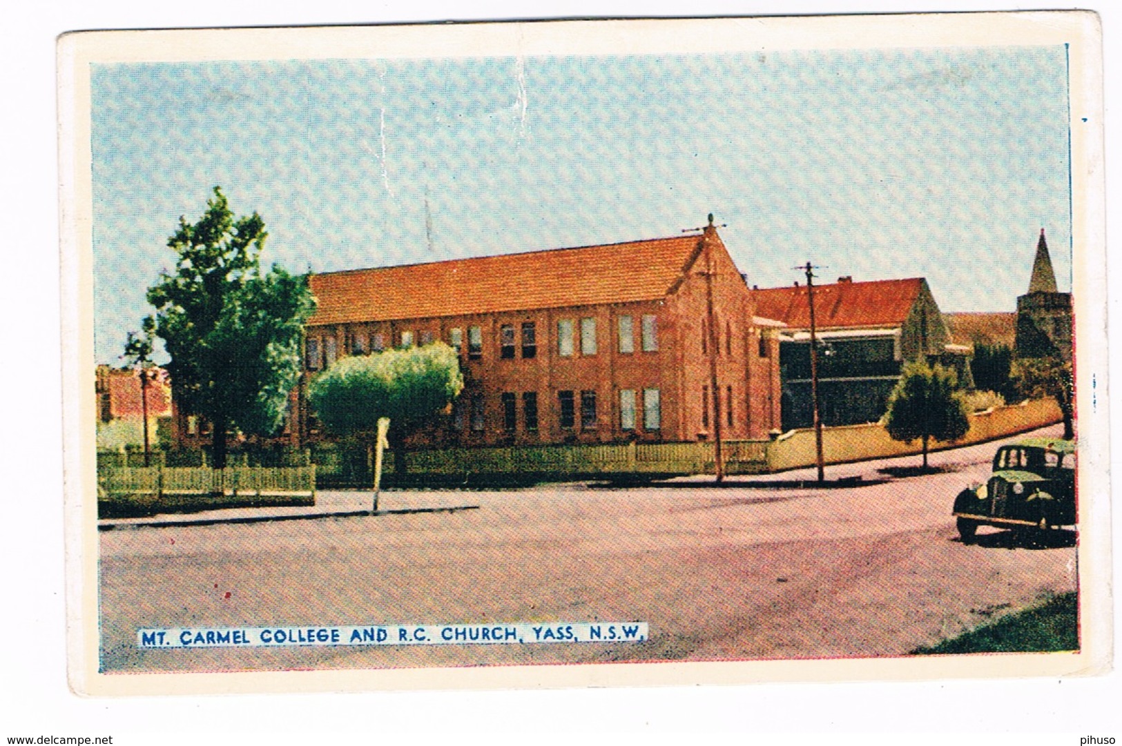 AUS-223   YASS : Mt. Carmel College And R.C. Church - Outback