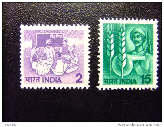 INDIA INDE 1980 Agriculture Et Développement Rural Agricultura Y Desarrollo Rural  Yvert 611 / 12 ** MNH - Neufs