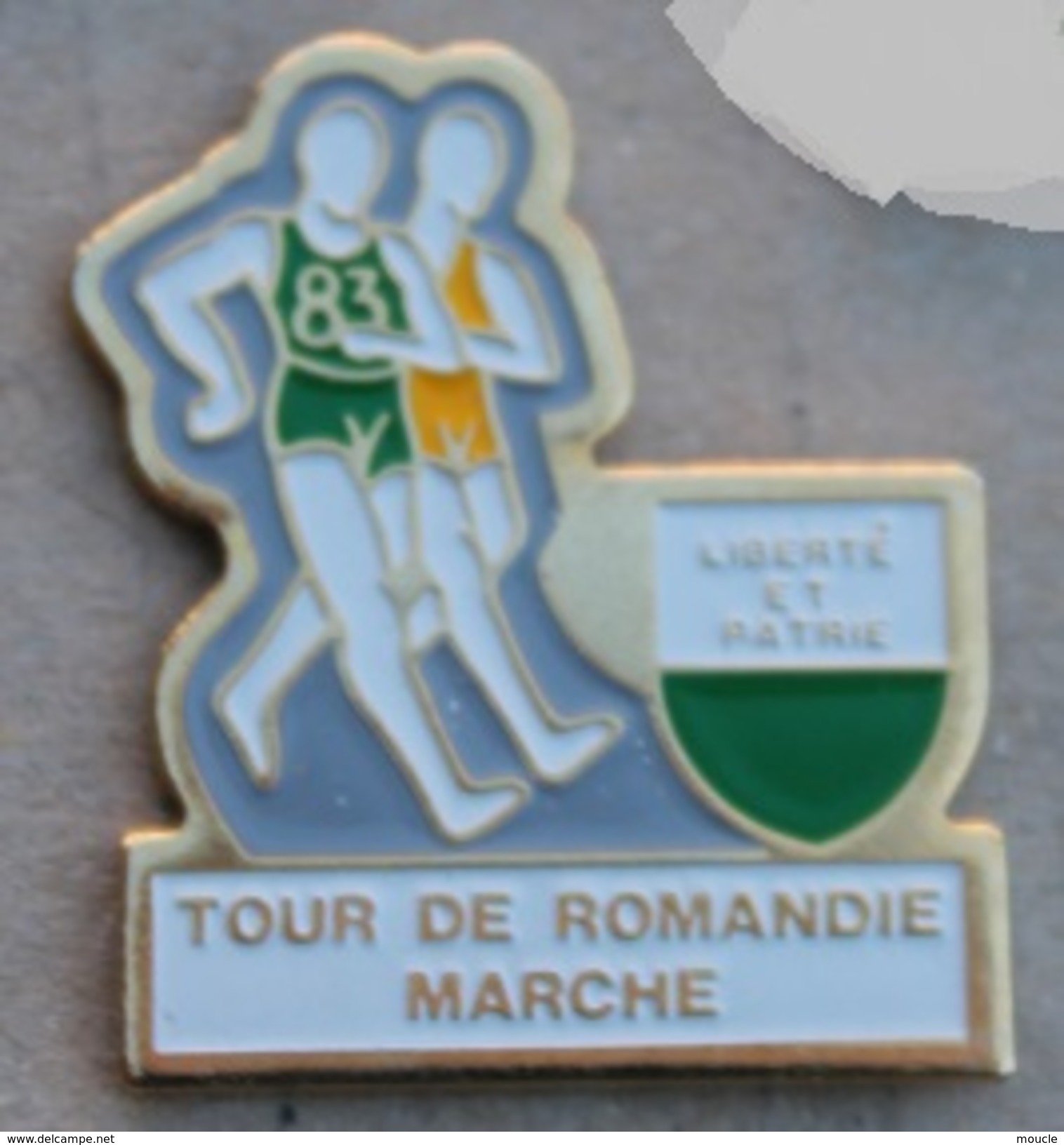 TOUR DE ROMANDIE A LA MARCHE - ETAPE VAUDOISE - CANTON DE VAUD - SUISSE - DRAPEAU LIBERTE ET PATRIE - SCHWEIZ -     (15) - Athletics