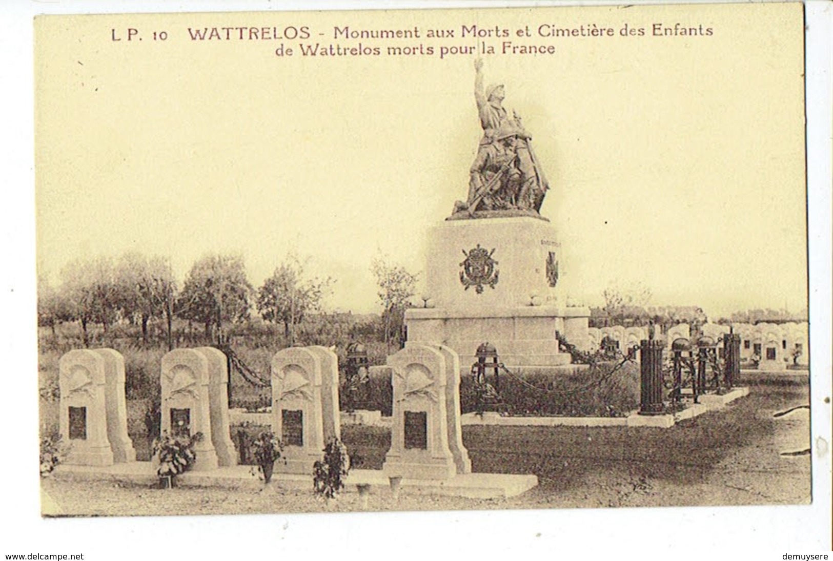 39029 WATRERLOS Monument Aux Morts Et Cimetiere Des Enfants De Wattrelors Morts Pour La France - Wattrelos