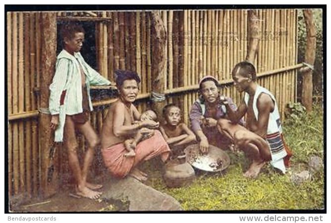 Taiwan Formosa, Native Family Eating, Woman With Baby (1935) - Formosa