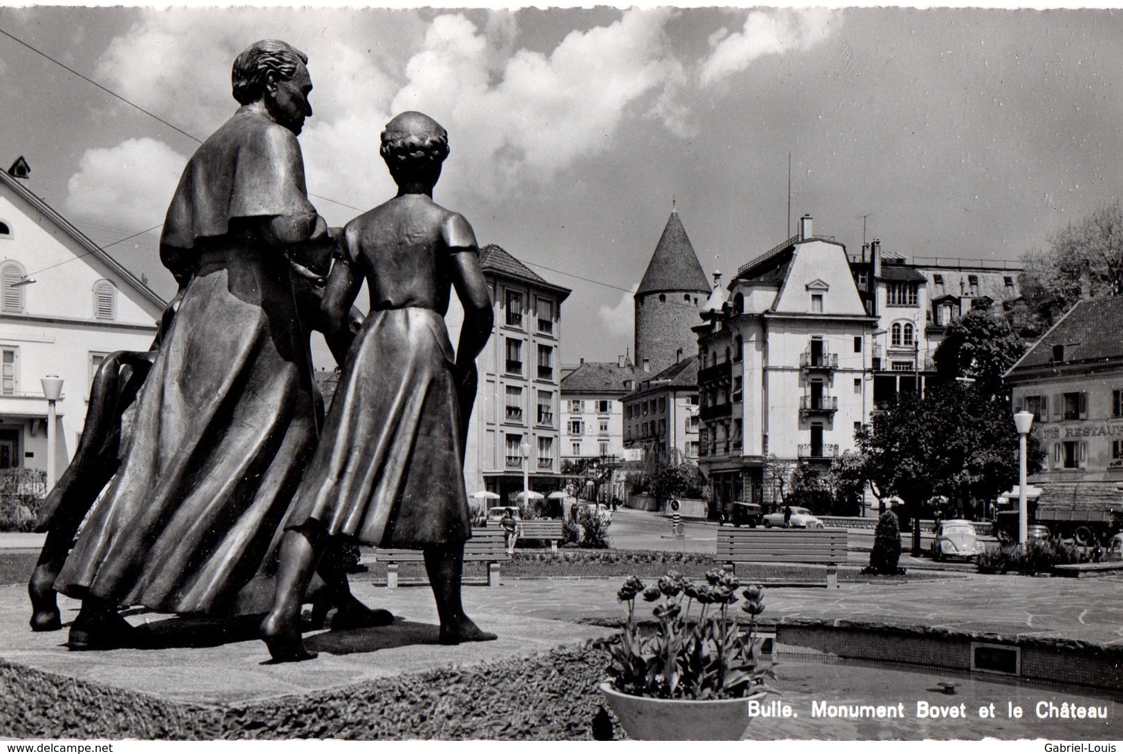 Bulle Monument De L'Abbé-Bovet Et Le Château - Bulle