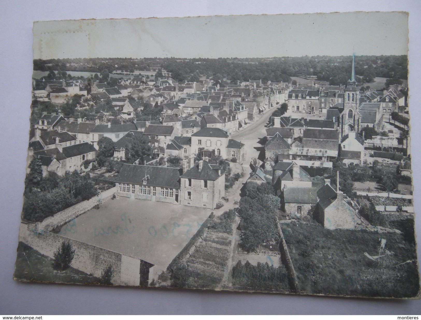 CPSM 53 - MAYENNE - EN AVION AU-DESSUS DE FOUGEROLLES DU PLESSIS - Landivy