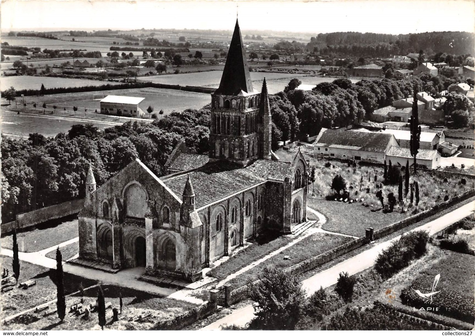 17-AULNAY-DE-SAINTONGE- VUE DU CIEL - Aulnay