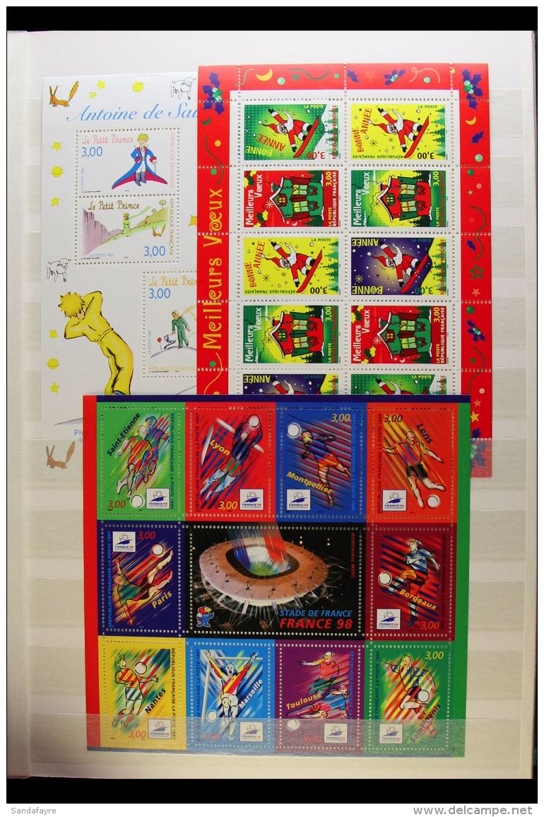 1970-2014 EXTENSIVE MINI SHEET COLLECTION  A Fabulous ALL DIFFERENT Collection Offering A Strong Representation... - Autres & Non Classés