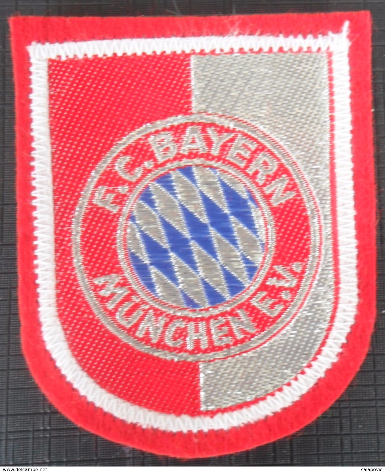 FC Bayern München GERMANY  FOOTBALL CLUB CALCIO OLD Stitching  PATCHES - Habillement, Souvenirs & Autres