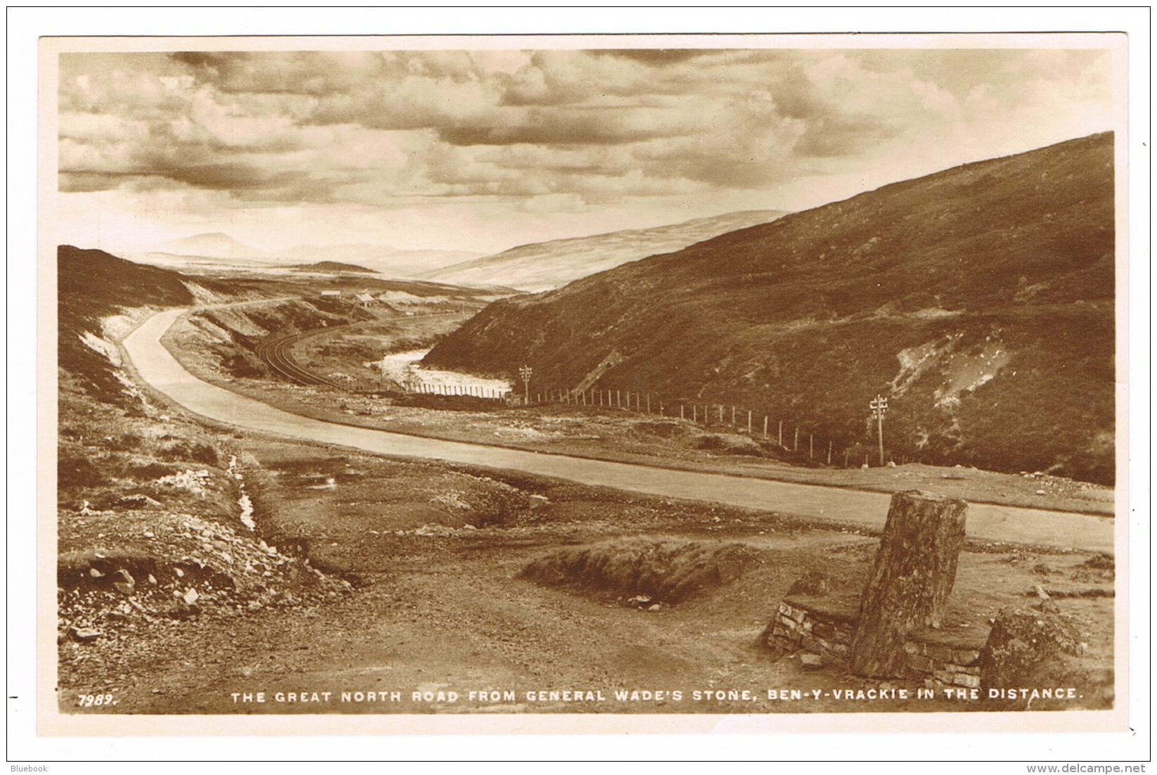 RB 1153 - Real Photo Postcard - Great North Road Fro General Wade's Stone - Perthshire Scotland - Perthshire