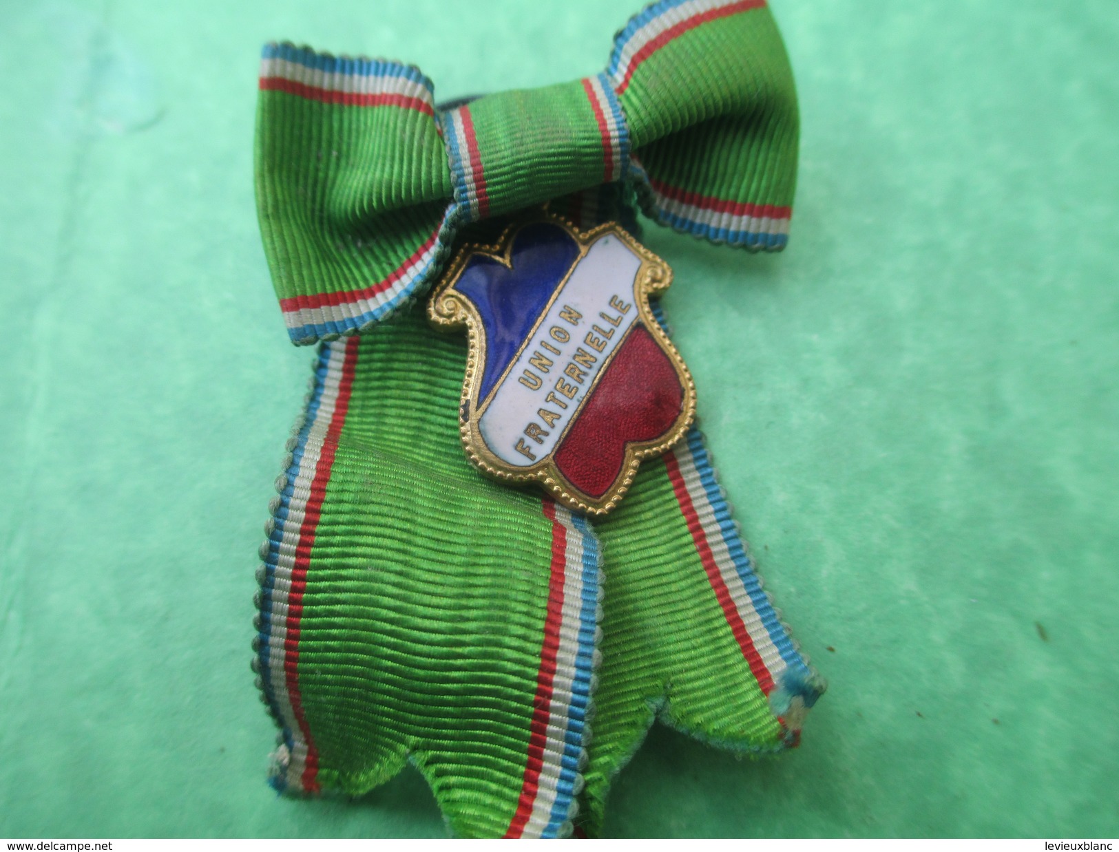 Insigne Boutonniére/Mutuelle/Union Fraternelle/Arthus Bertrand/Paris/Vers 1930-1950          MED114 - Autres & Non Classés