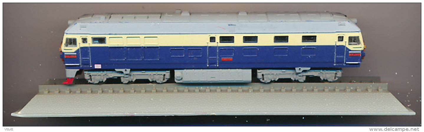 Locomotive : DF 4D "Chairman Mao", Echelle N 1/160, G = 9 Mm, China, Chine - Loks
