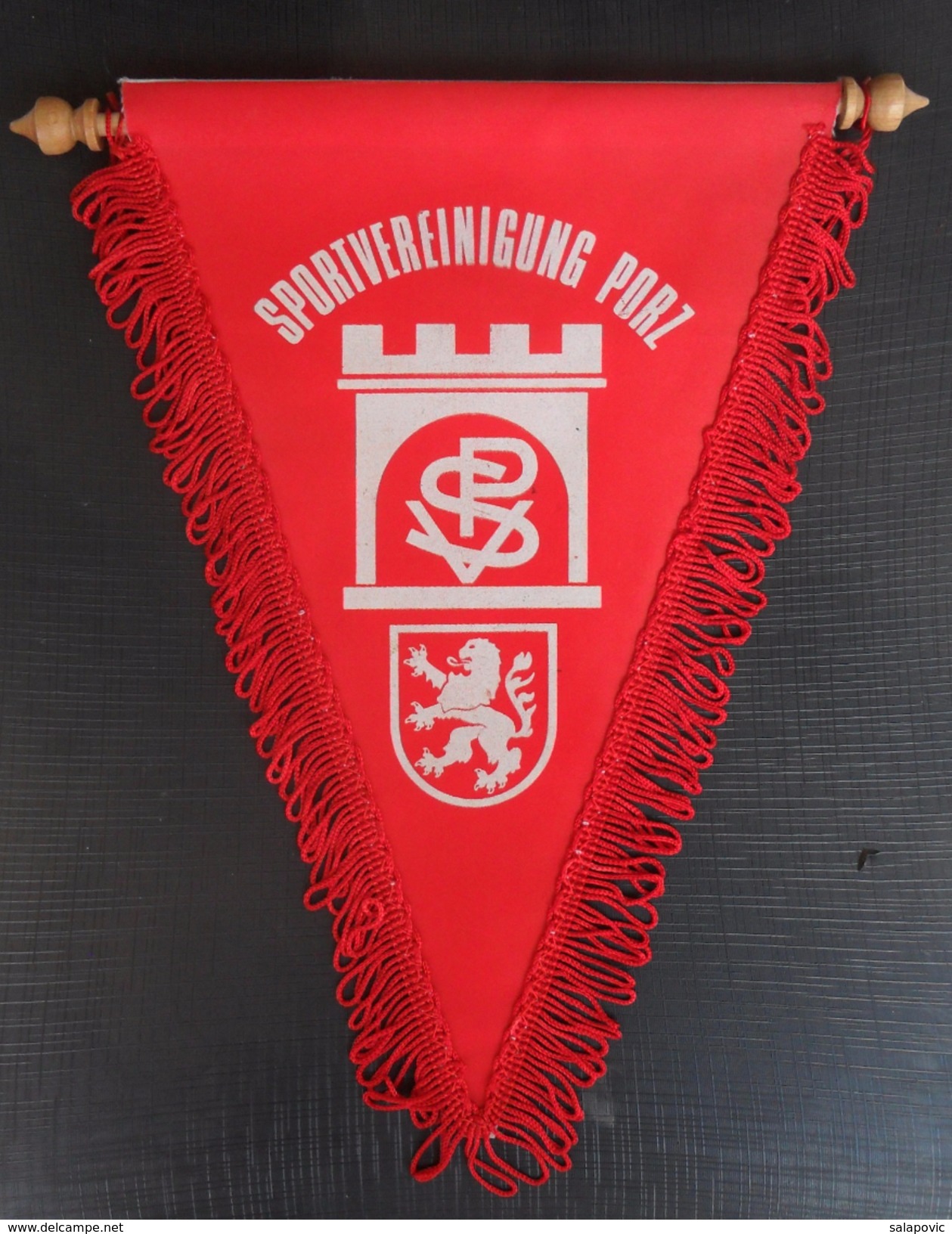 Sportvereinigung Porz GERMANY  FOOTBALL CLUB, SOCCER / FUTBOL / CALCIO, OLD PENNANT, SPORTS FLAG - Bekleidung, Souvenirs Und Sonstige