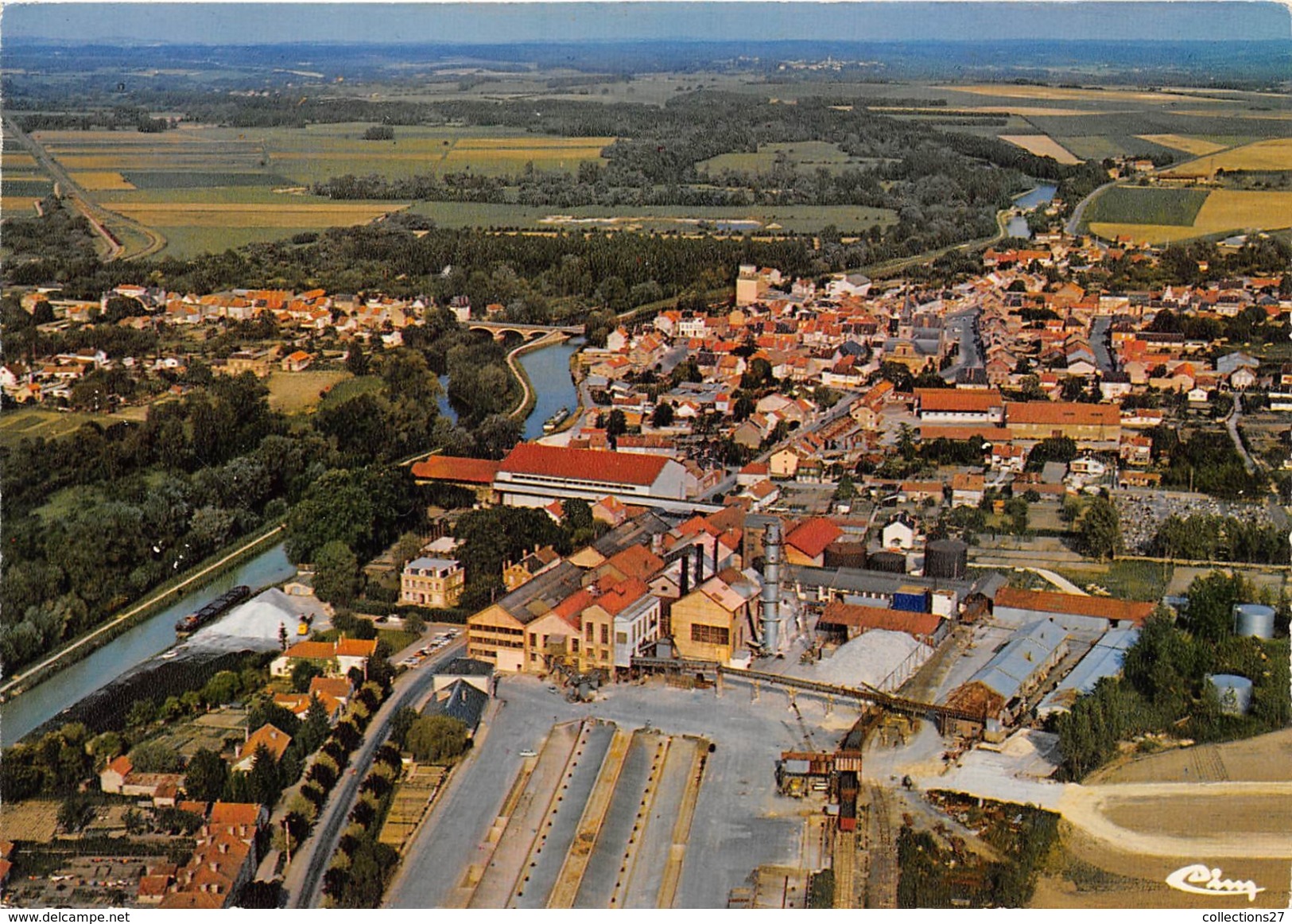 08-ATTIGNY- VUE GENERALE AERIENNE - Attigny