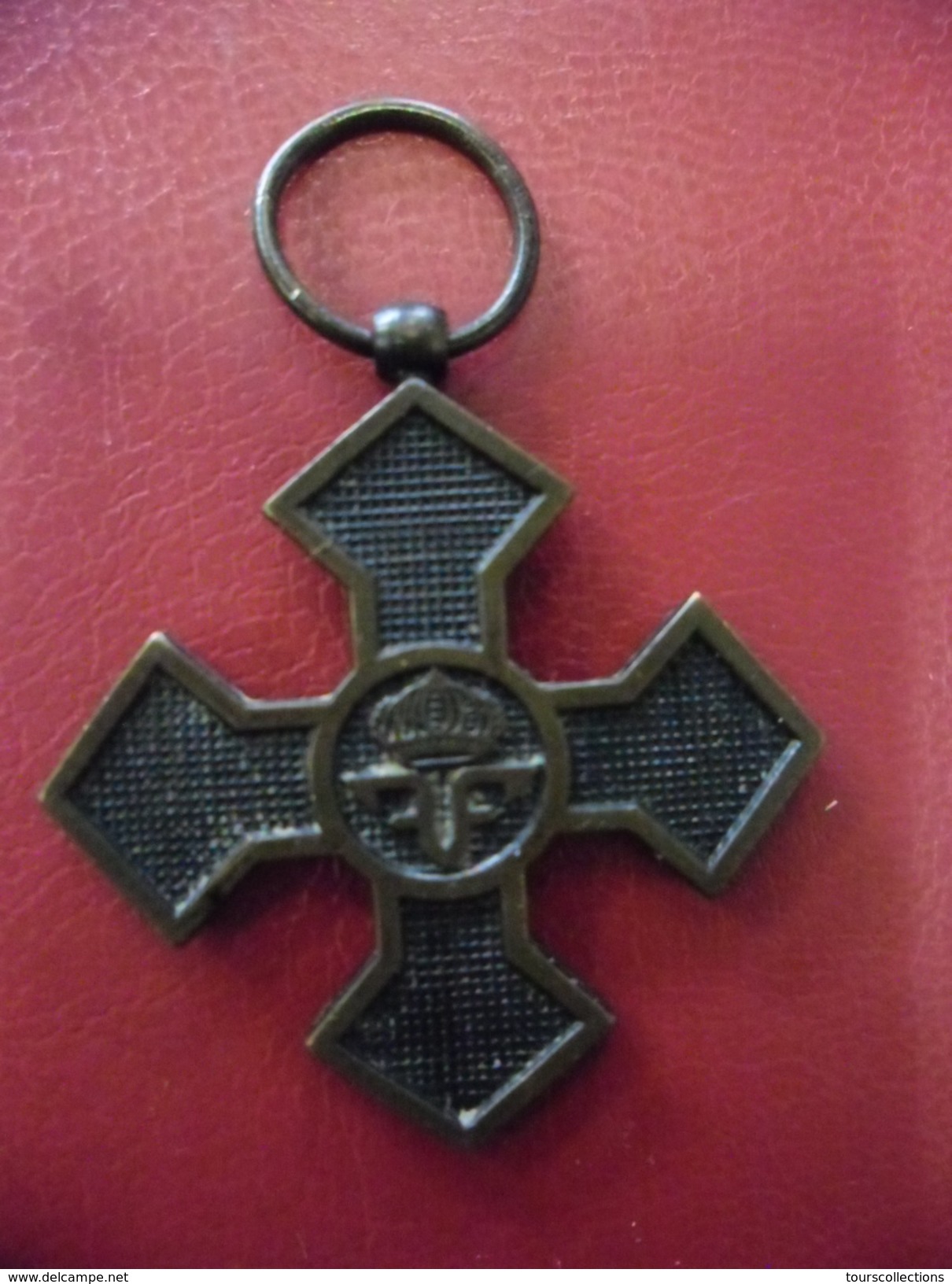 Royaume De Roumanie  1916 - 1918 Croix Commémorative Dite Croix De Guerre - 56 Mm X 40 Mm - Otros & Sin Clasificación