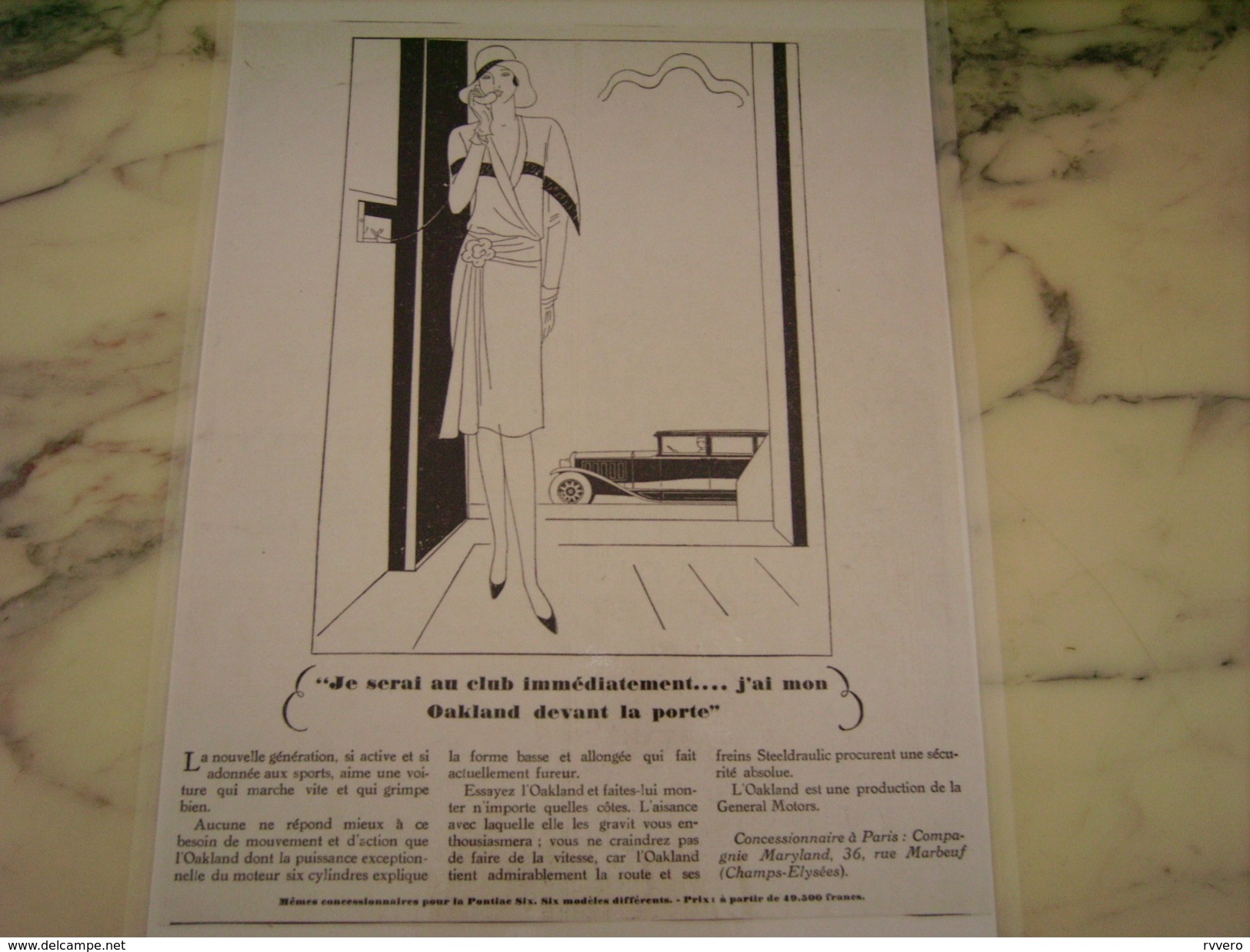 ANCIENNE PUBLICITE VOITURE OAKLAND DEVANT LA PORTE  1929 - LKW