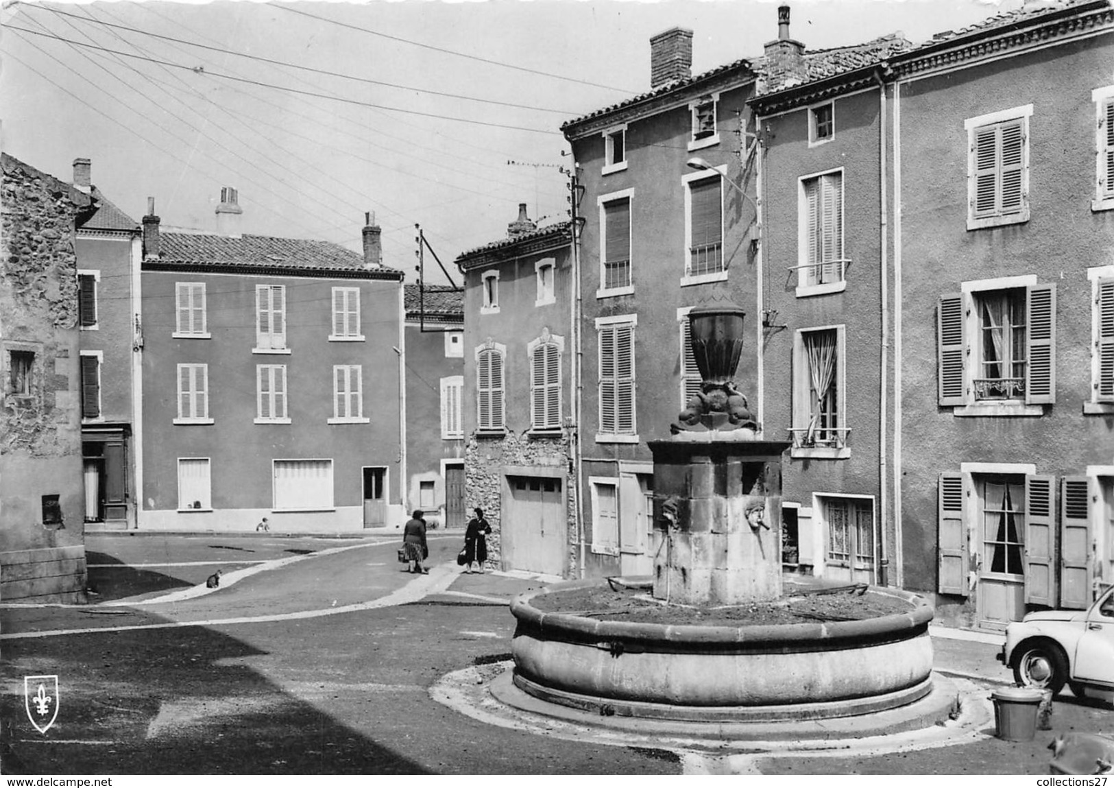 63-SAINT-GERMAIN-LEMBRON- PLACE DES JARDINS - Saint Germain Lembron