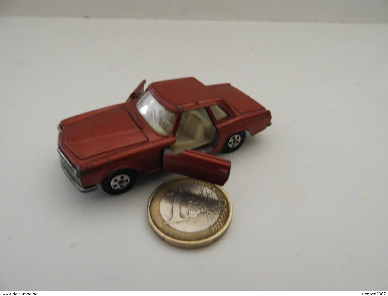 Corgy Junior :  Mercedes Benz  230SL - Corgi Toys